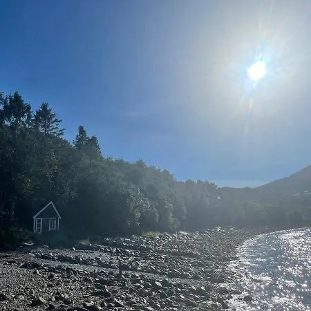 Idyllic House By The Fjords And Mountains בית נופש *