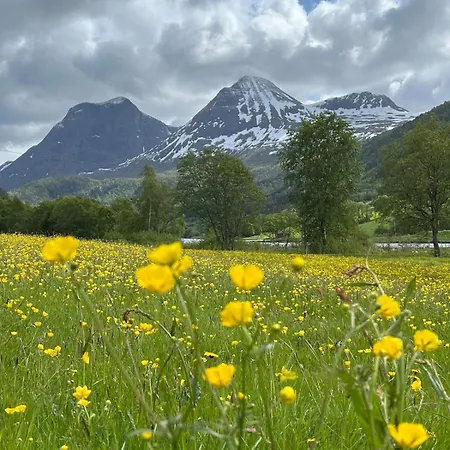 Idyllic House By The Fjords And Mountains בית נופש Reistad (More og Romsdal)